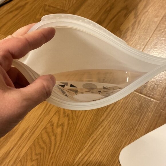 PYREX Star Wars Reusable Platinum Silicone Storage Bag - Sandwich Size (New) - Picture 11 of 12